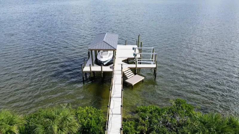 Boat lift Dock Options in Melbourne