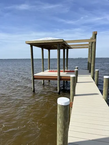 Best Time of Year to Install a Dock and Boat Lift