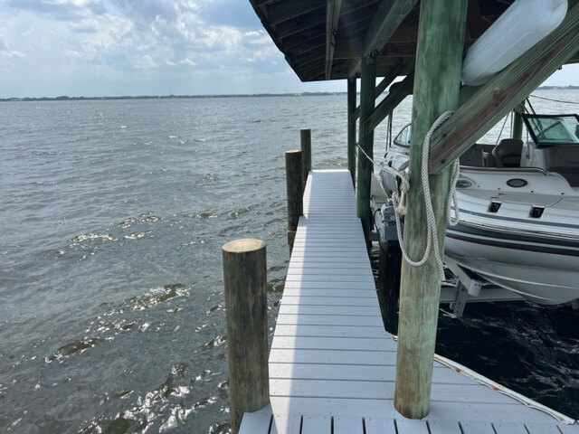 covered boat lift dock