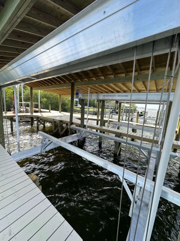 Boat Lifts Installed in Melbourne