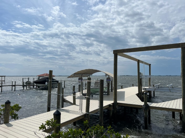 secured boat lift and boat house in Melbourne